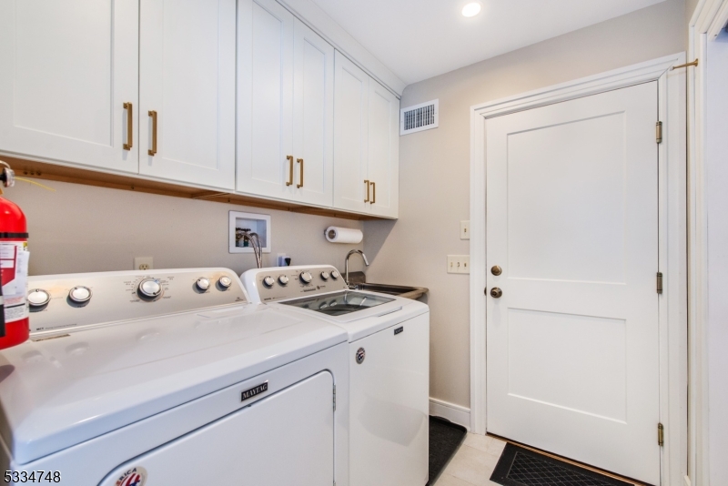 Pondview - Residential