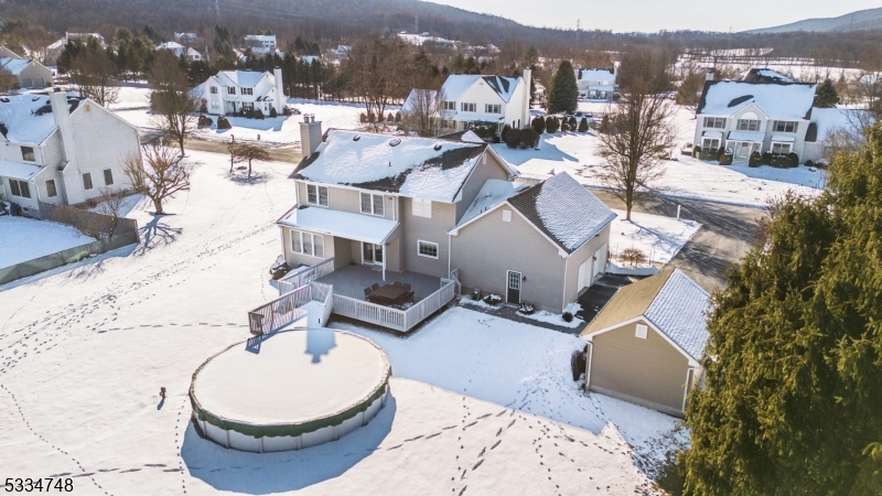Pondview - Residential