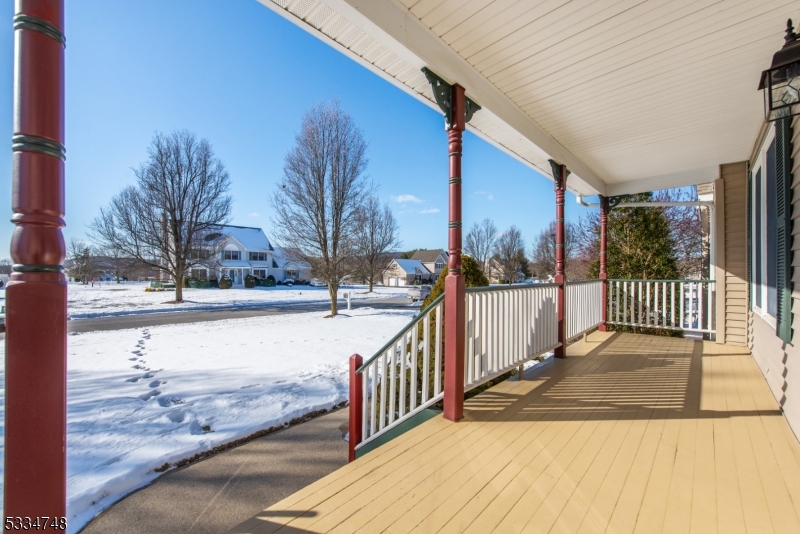Pondview - Residential