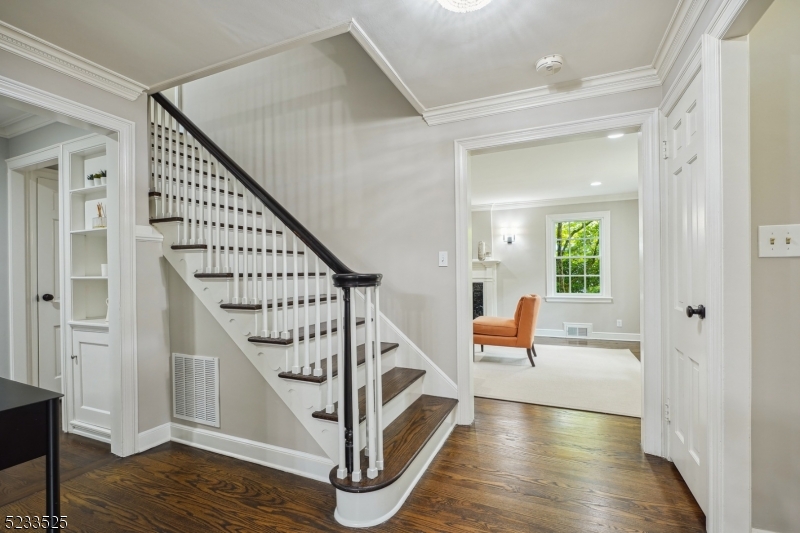 Knollwood - Residential