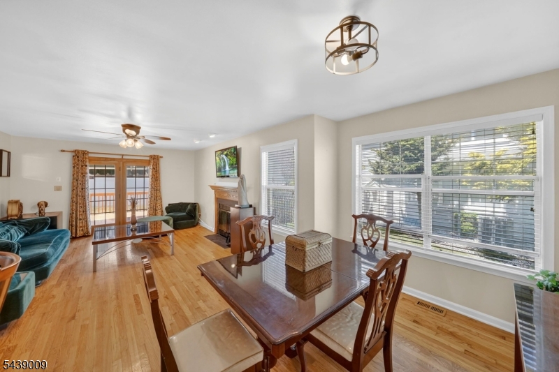 Pointe O Woods community - Residential