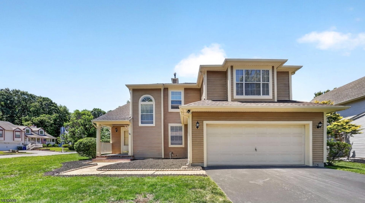 Pointe O Woods community - Residential