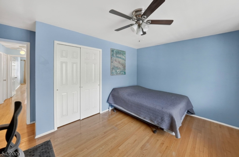 Pointe O Woods community - Residential