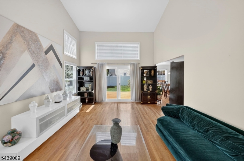 Pointe O Woods community - Residential