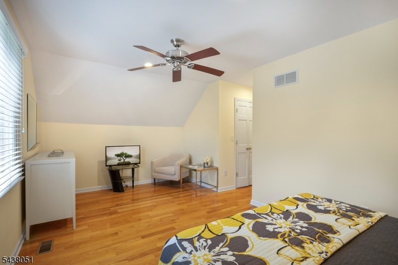 Hartshorn - Residential