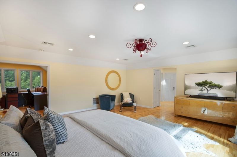 Hartshorn - Residential
