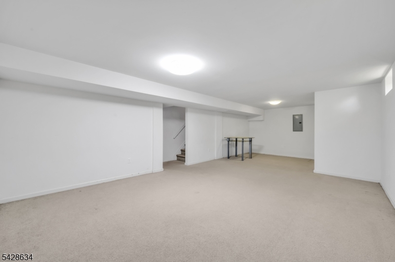 Woodfield - Residential Lease
