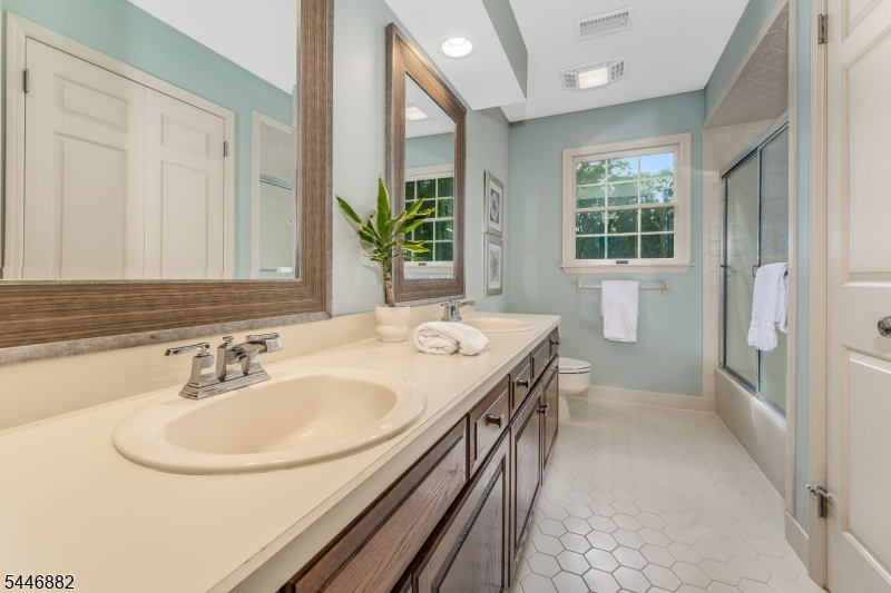 Chestnut Run - Residential