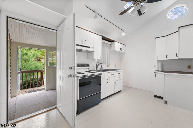 Oak Ridge - Residential