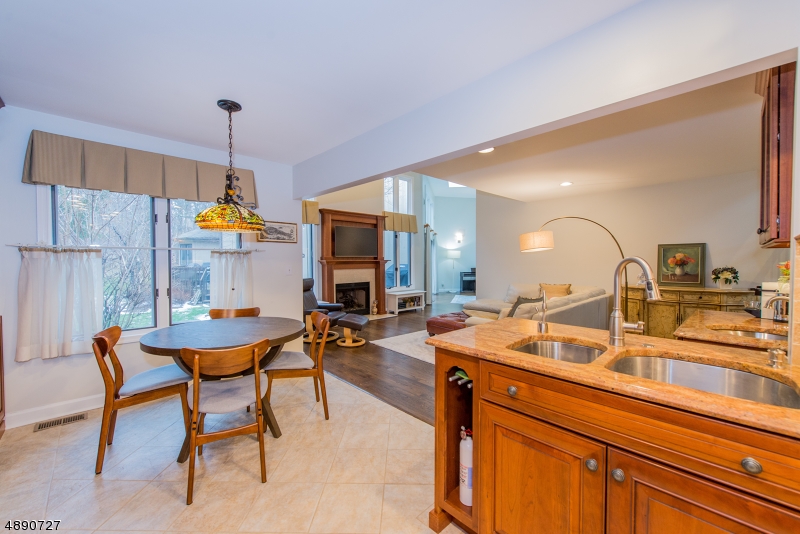 Spruce Edge - Residential