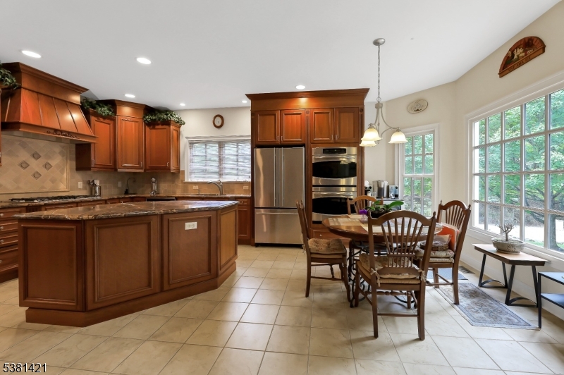 Meadow Lake Dr. - Residential