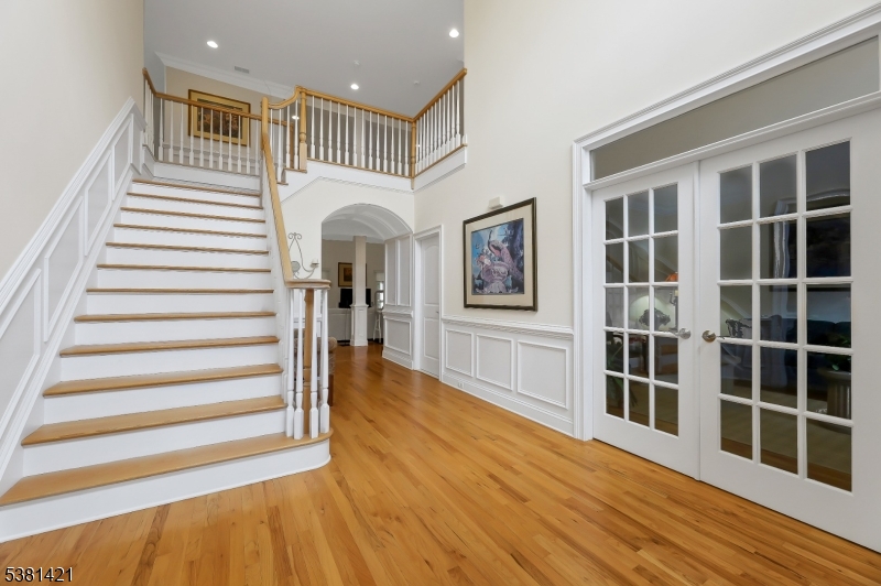 Meadow Lake Dr. - Residential