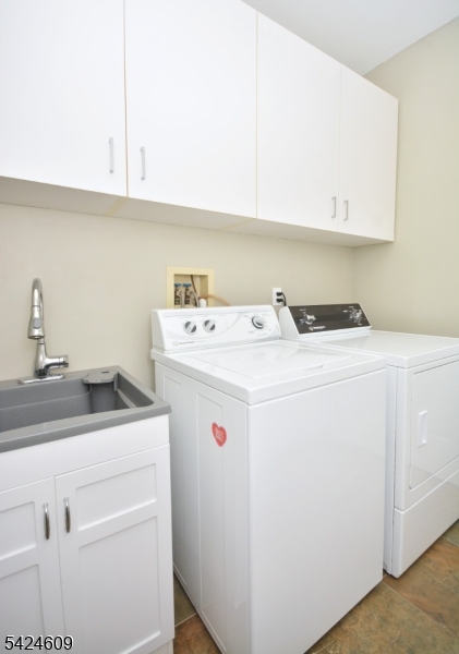 Hickory Rodge - Residential