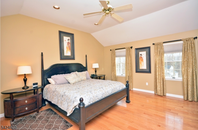 Hickory Rodge - Residential