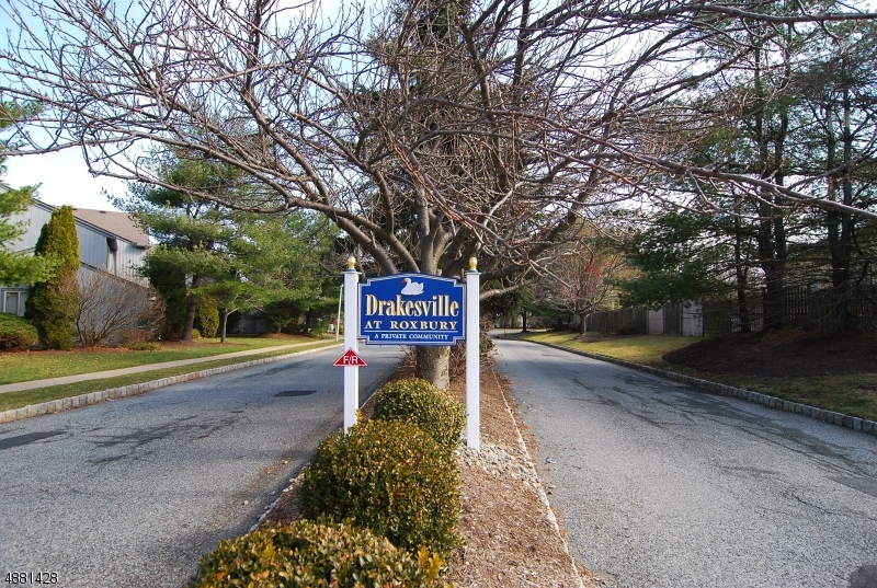 DRAKESVILLE - Residential