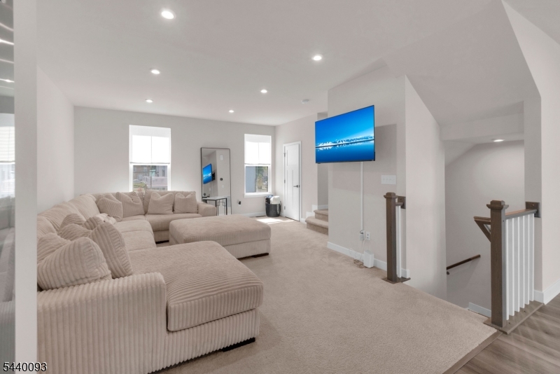 Hackettstown Crossing - Residential