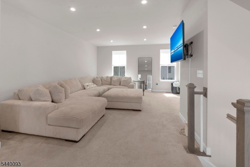 Hackettstown Crossing - Residential