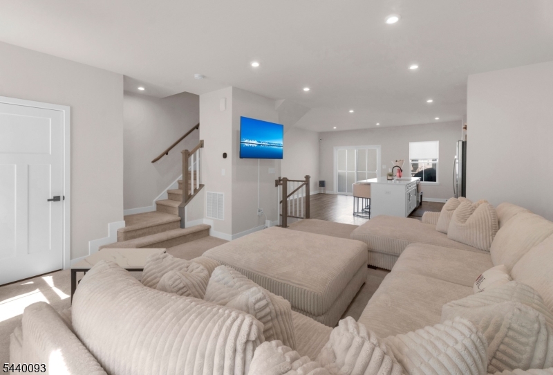 Hackettstown Crossing - Residential