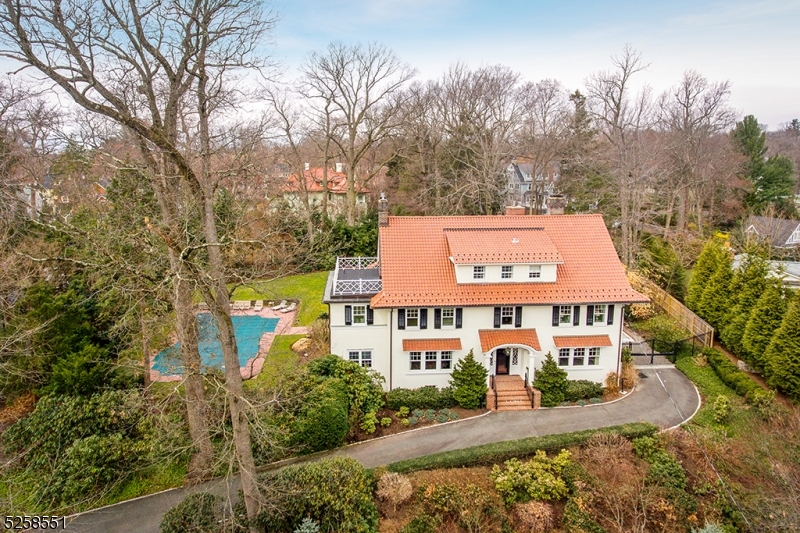 North Summit - Residential