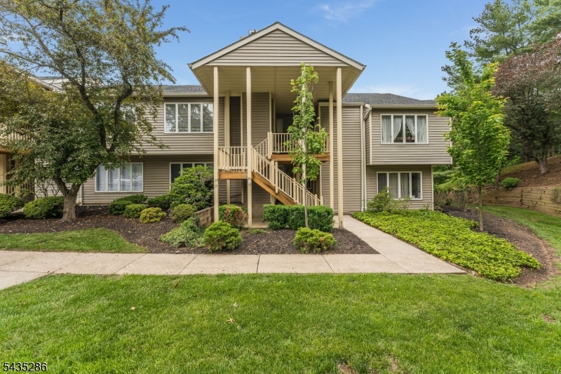 Welcome to this beautifully updated Upper Grandin end-unit in the desirable Beaver Brook Golf Course community, perfectly positioned overlooking peaceful wooded views. This move-in ready home offers upgrades galore, including granite countertops, high-end stainless steel appliances, hardwood floors, vaulted ceilings, and an updated bathroom. Enjoy the comfort of updated heating and cooling systems along with two private decks ideal for relaxing or entertaining. Excellent location within the community and conveniently located just minutes from historic downtown Clinton, shopping, restaurants, and major highways for easy commuting.