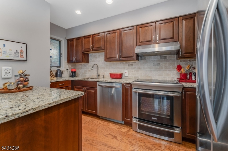 Beaver Brook - Residential