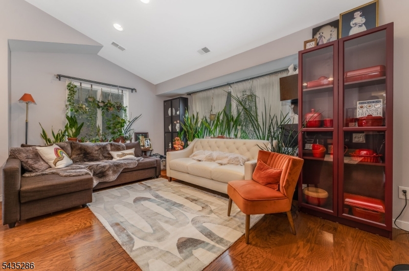 Beaver Brook - Residential