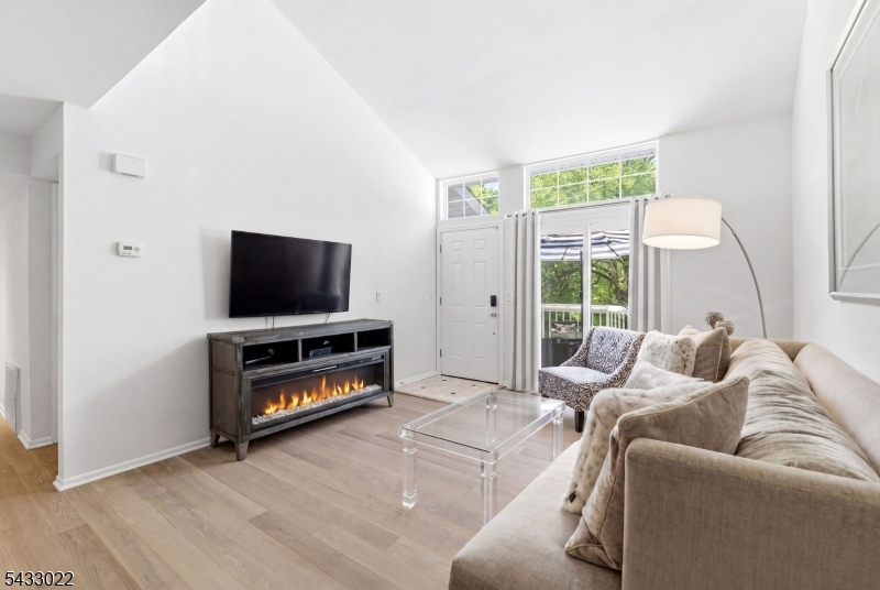 Mayfield -The Hills - Residential