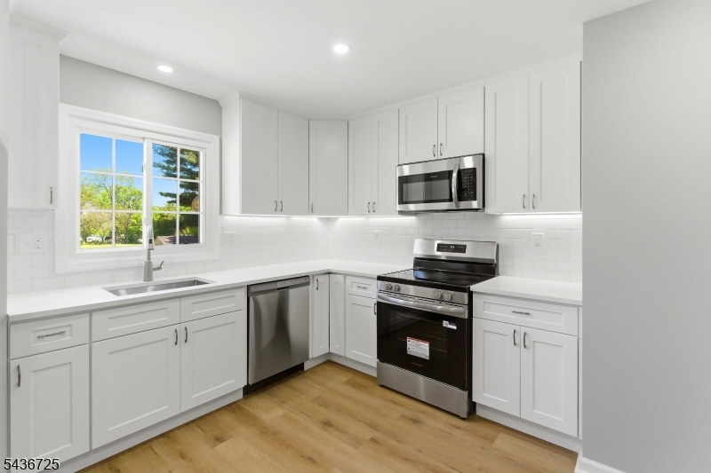 Adjacent - Duke Island Park - Residential