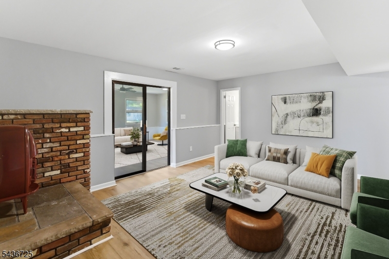 Adjacent - Duke Island Park - Residential