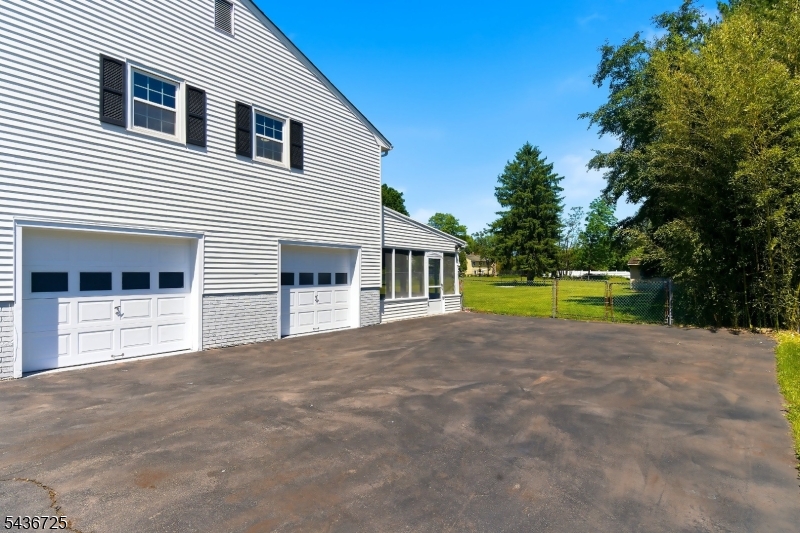 Adjacent - Duke Island Park - Residential