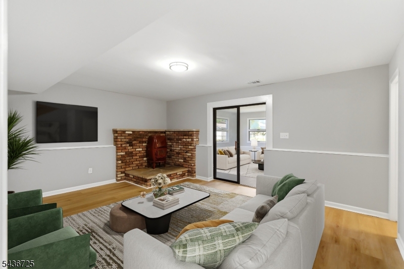 Adjacent - Duke Island Park - Residential