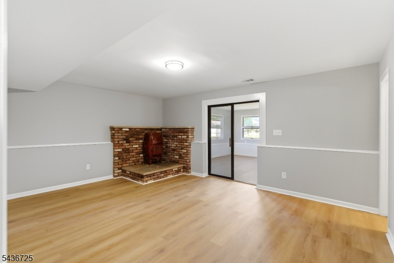 Adjacent - Duke Island Park - Residential