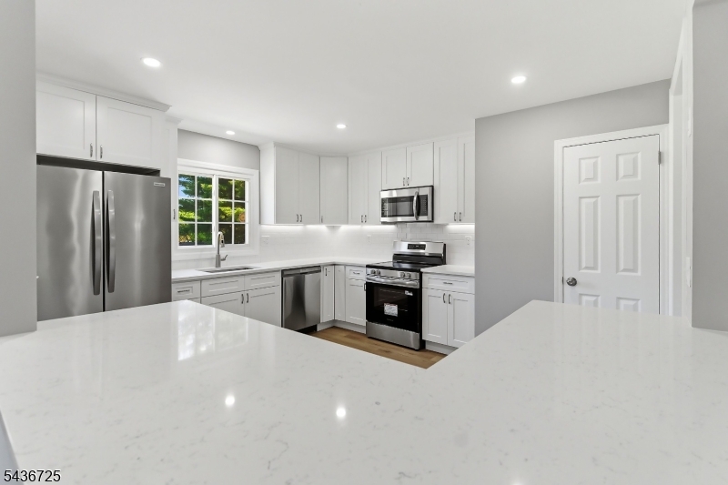 Adjacent - Duke Island Park - Residential