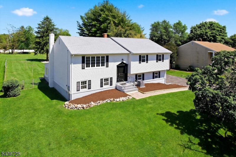 Adjacent - Duke Island Park - Residential