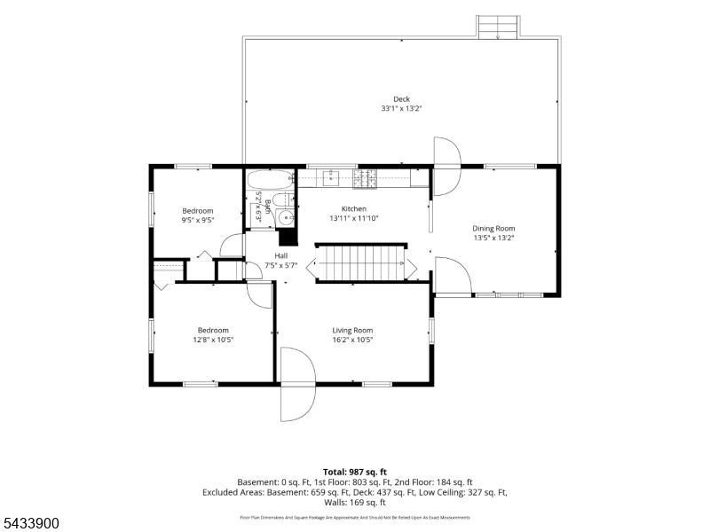 Main image without alt text