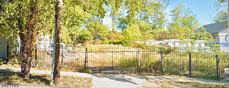 LOCATION !! LOCATION!! FOREST HILL SECTION! ZONING C-2 COMMERCIAL / RESIDENTIAL. INVESTOR DELIGHT! FROM APARTMENT BUILDING, HOTEL TO WAREHOUSE TO MULTIFAMILIES! 3 LOTS APPROXIMATELY 77X138. TAXES 2,217 TAX ABATEMENT MINIMAL 5YEARS. PLEASE DO YOUR DUE DILIGENCE FOR ANY CONSTRUCTION WITH THE TOWN.