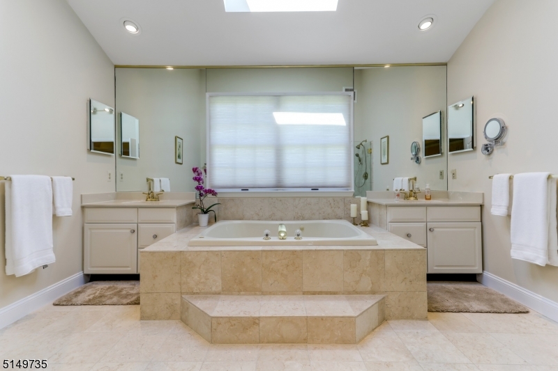 Shadow Ridge - Residential