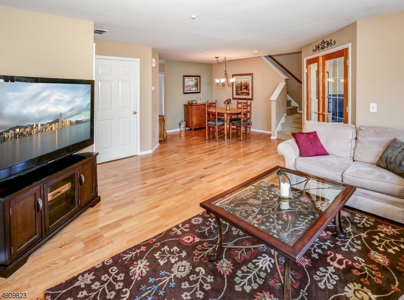 EDEN LANE - Residential