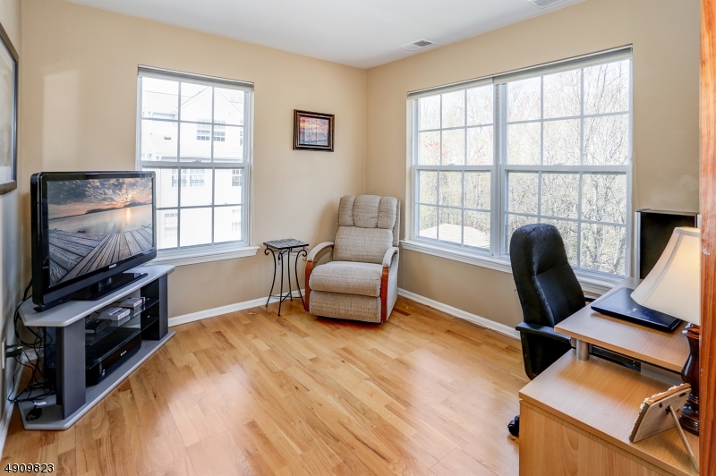 EDEN LANE - Residential