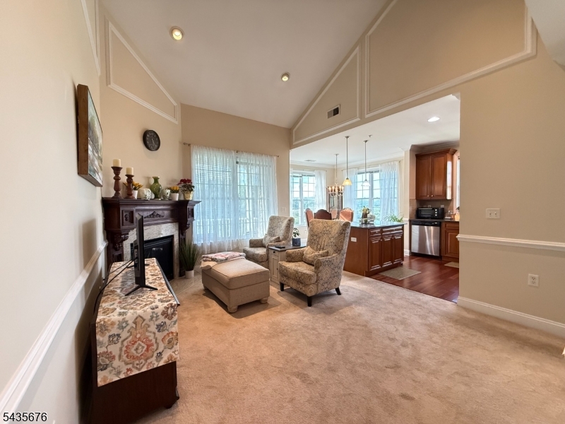 The Grande at Riverdale - Residential