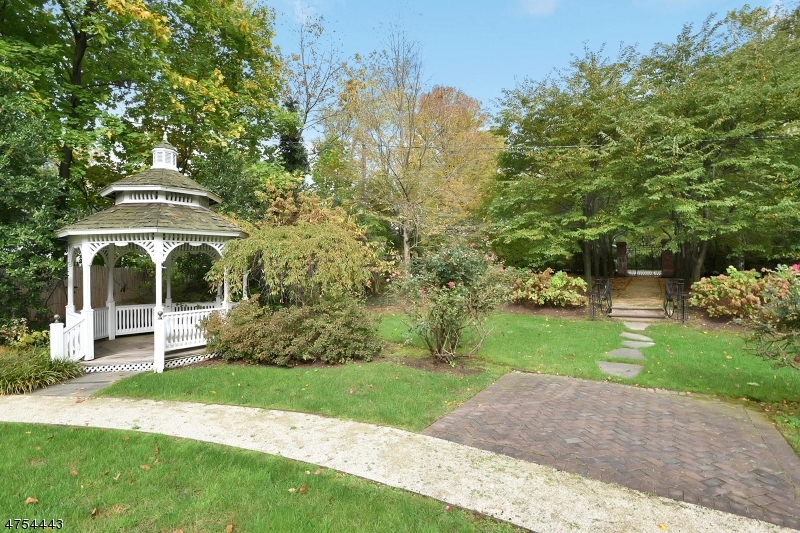 UPPER MONTCLAIR VILLAGE - Residential