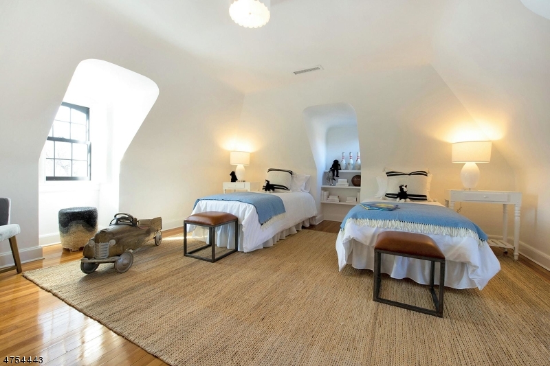 UPPER MONTCLAIR VILLAGE - Residential