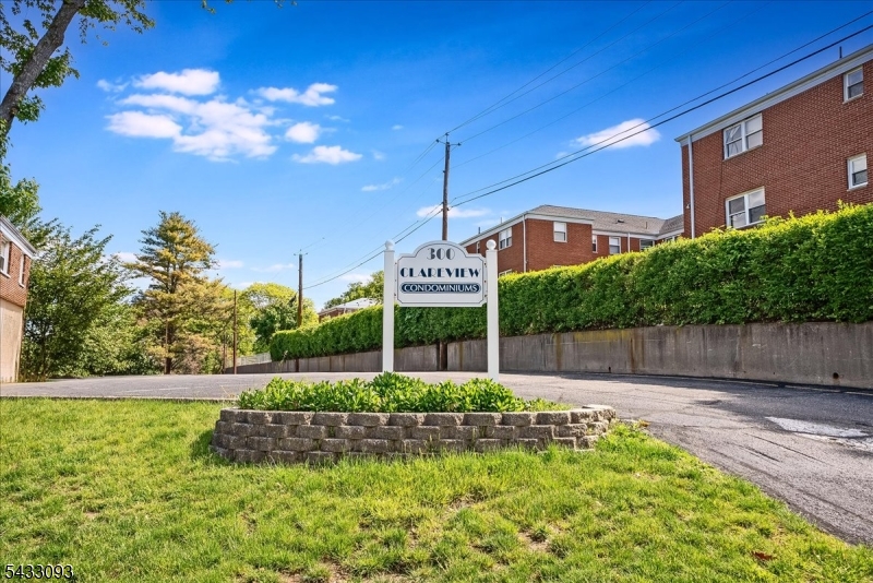Clareview Condominiums - Residential Lease
