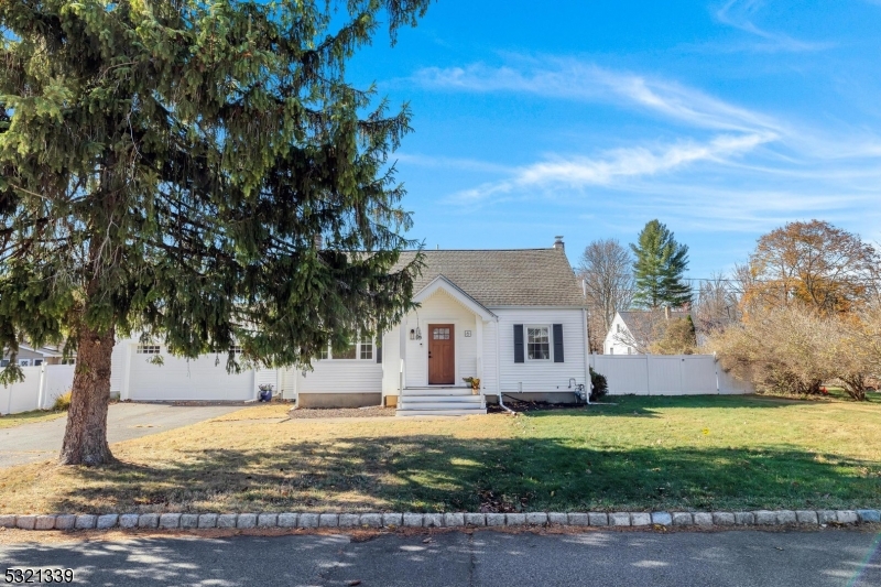 Pershing/Budd Lk - Residential