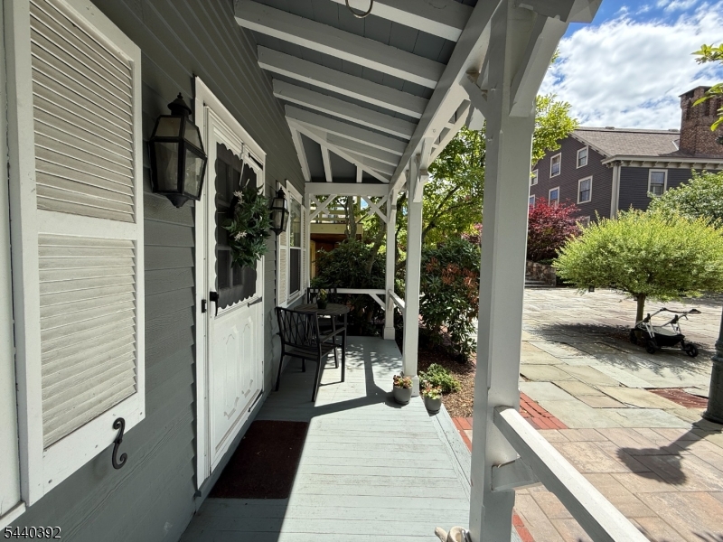 Murray Hill Square - Residential