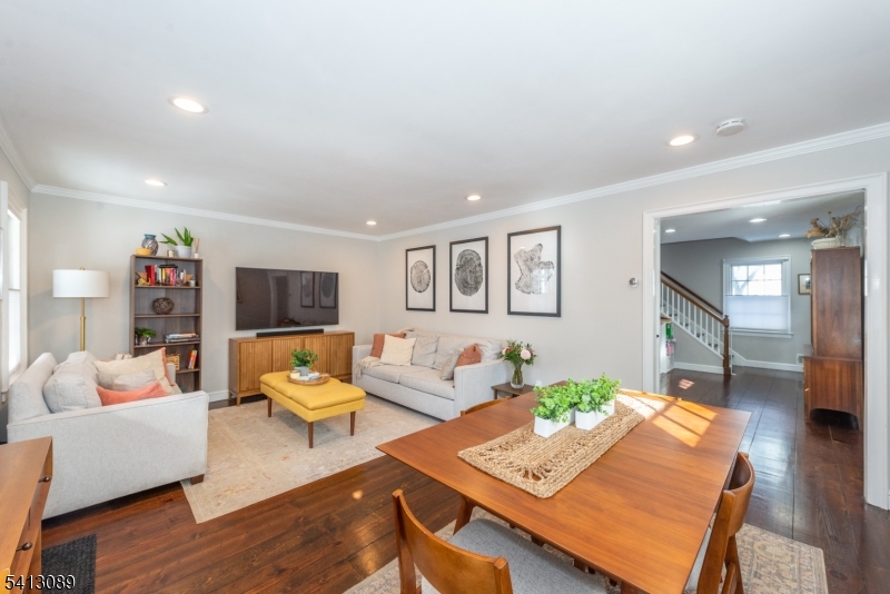 Murray Hill Square - Residential