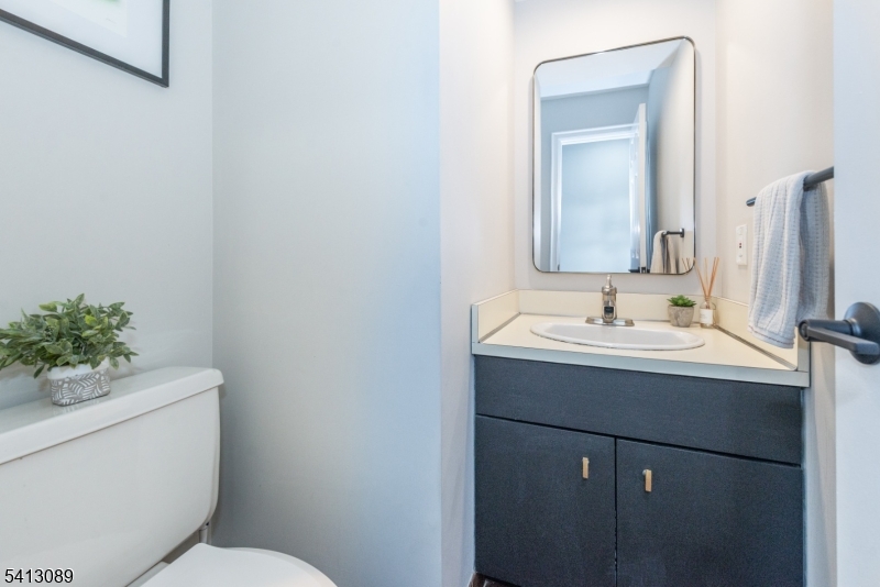 Murray Hill Square - Residential