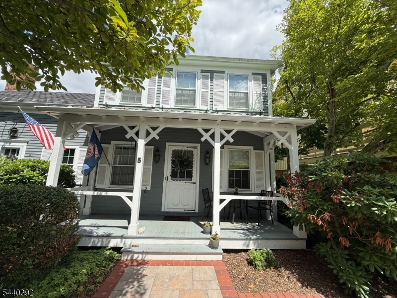 Murray Hill Square - Residential