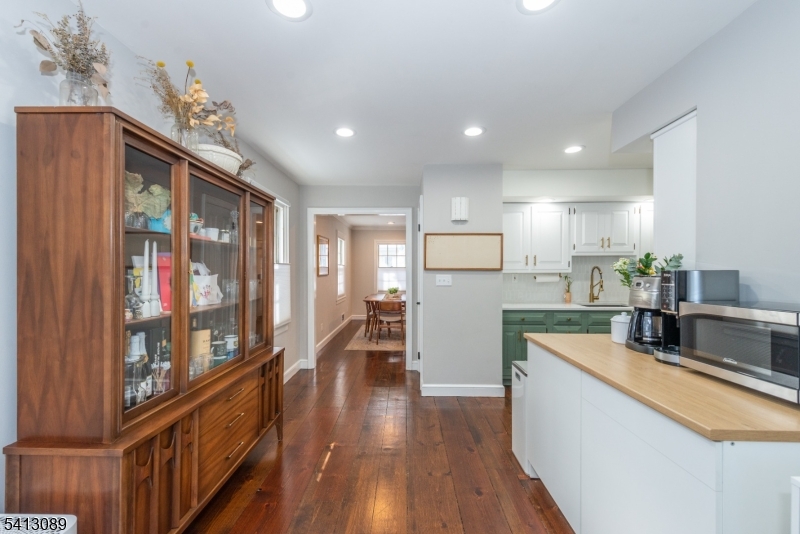 Murray Hill Square - Residential