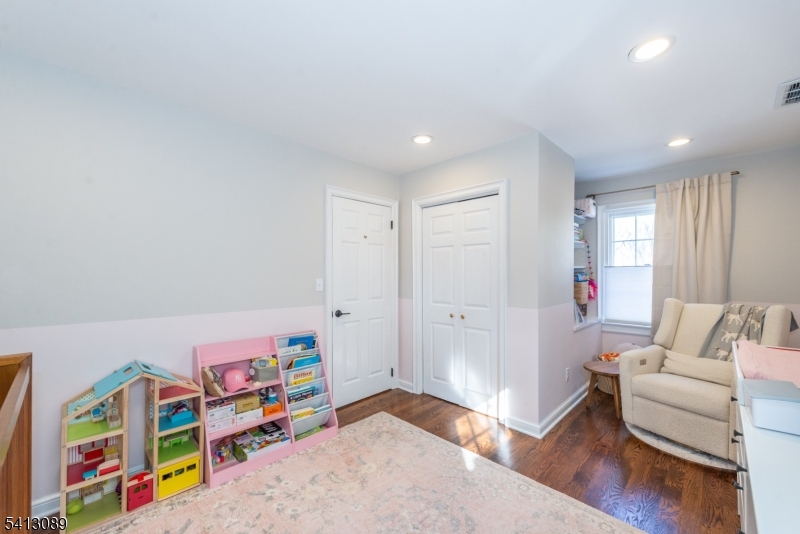 Murray Hill Square - Residential